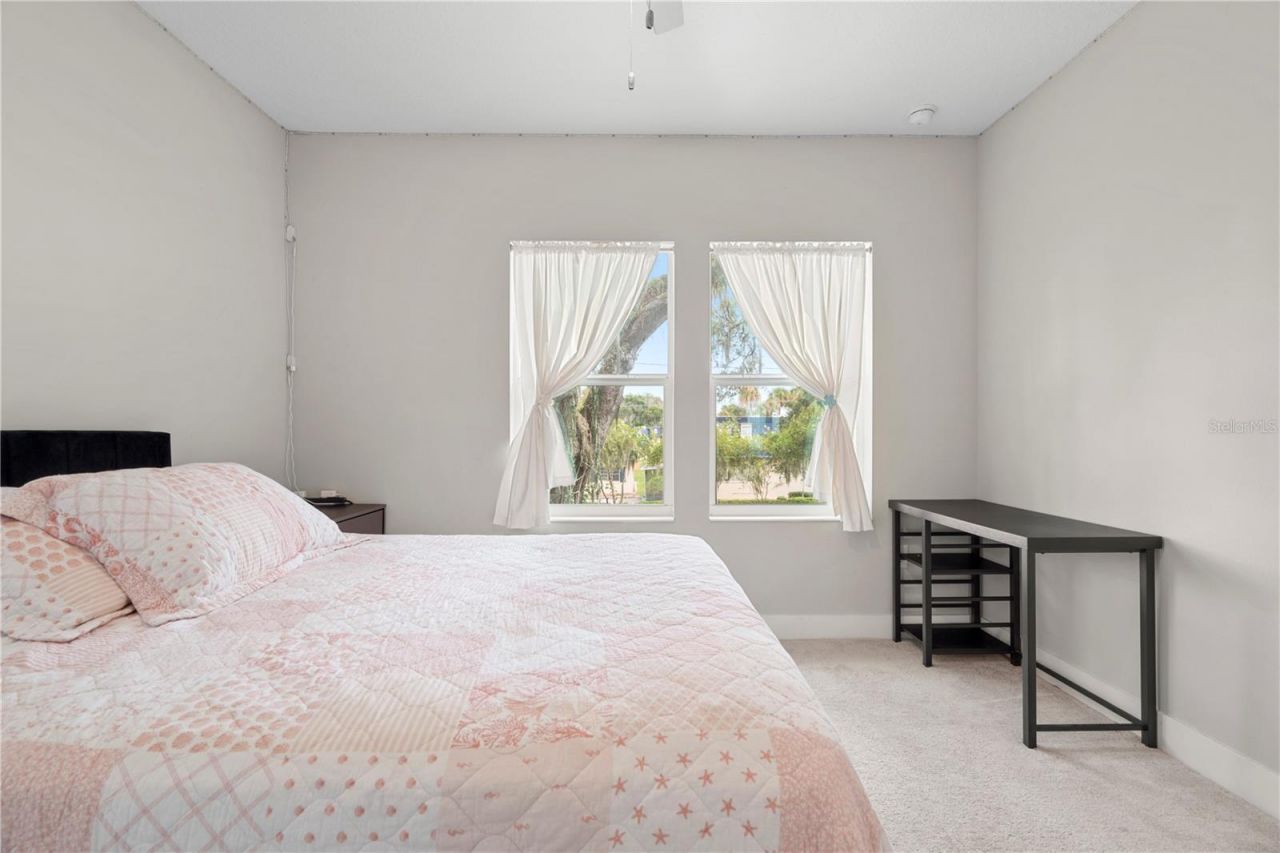 1415 Crystal Lake Drive, Lakeland, FL 33801 Photo