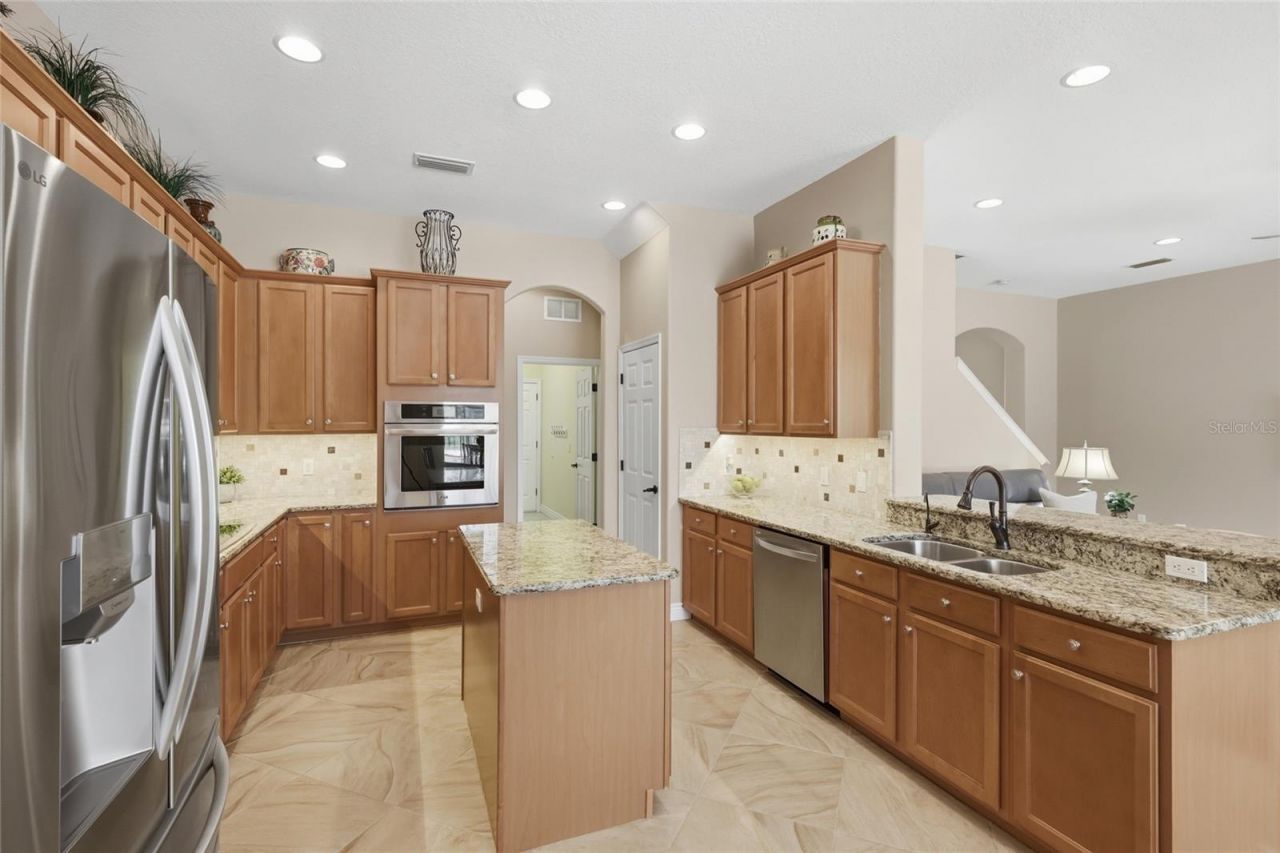 23327 Red Robin Place, Bradenton, FL 34202 Photo
