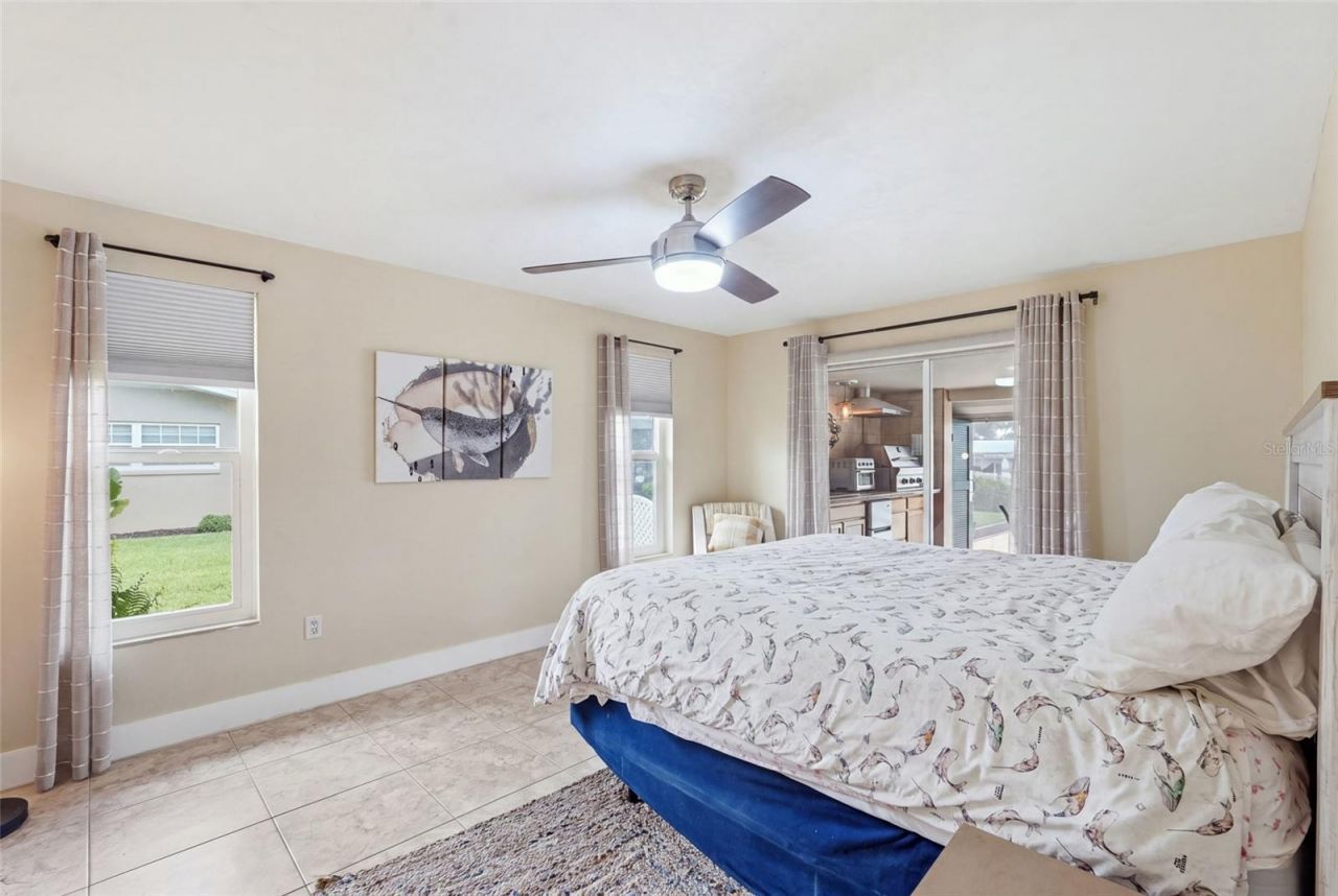 418 Avalon Drive, Cape Coral, FL 33904 Photo