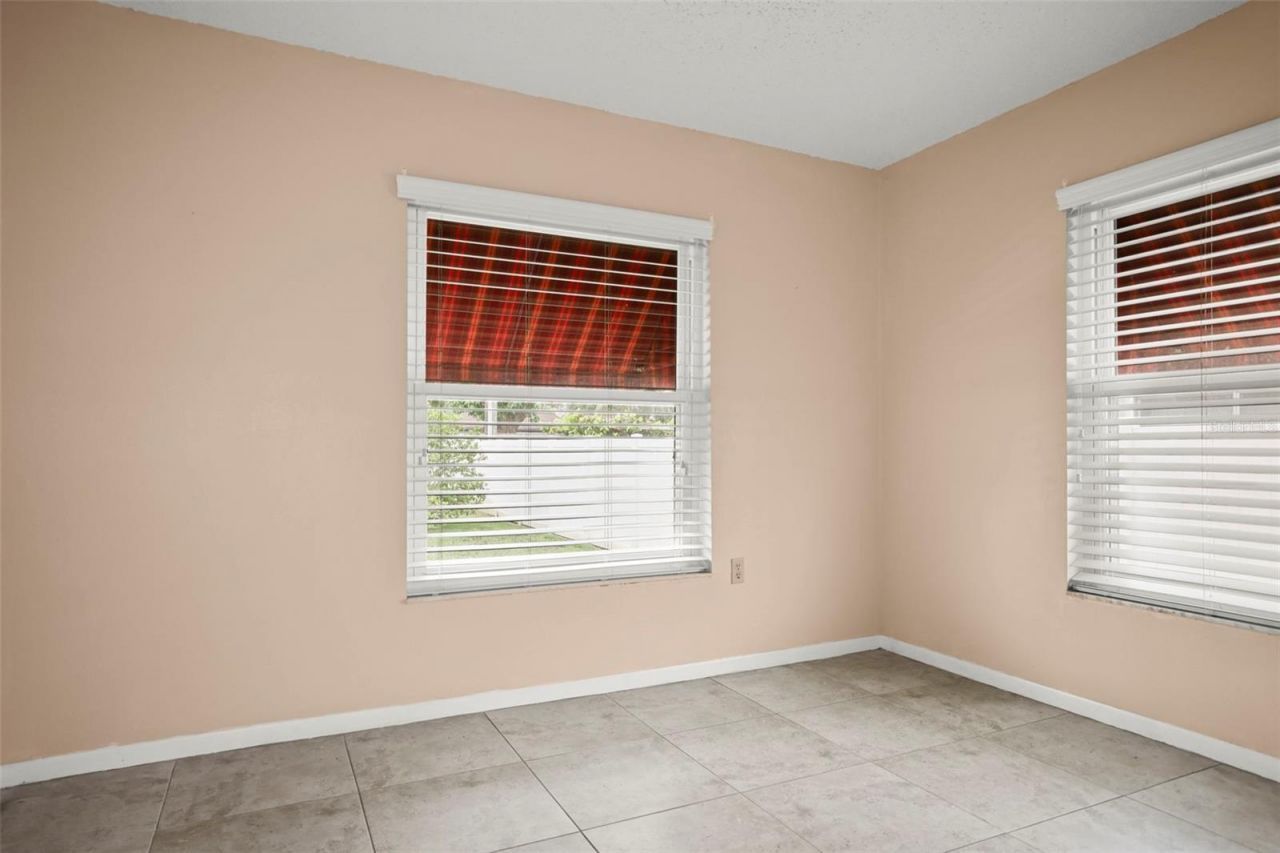 1112 40th Ave Ne, Saint Petersburg, FL 33703 Photo