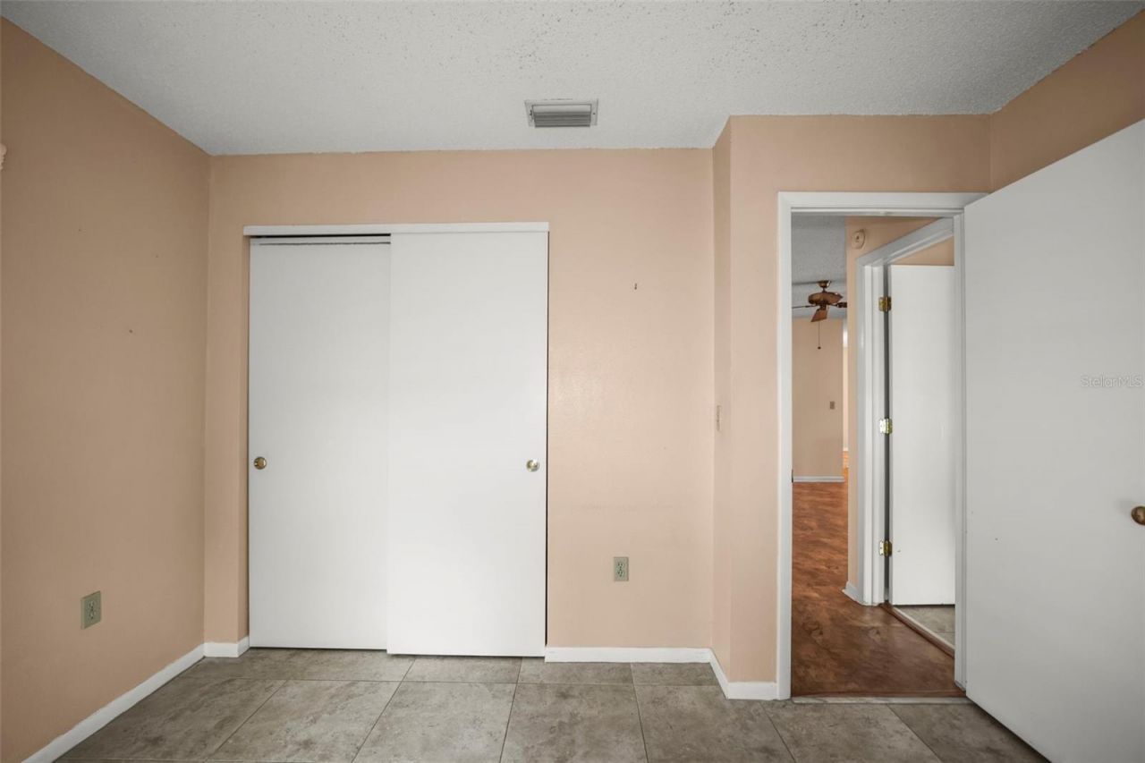 1112 40th Ave Ne, Saint Petersburg, FL 33703 Photo