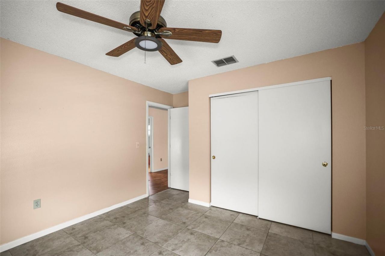 1112 40th Ave Ne, Saint Petersburg, FL 33703 Photo