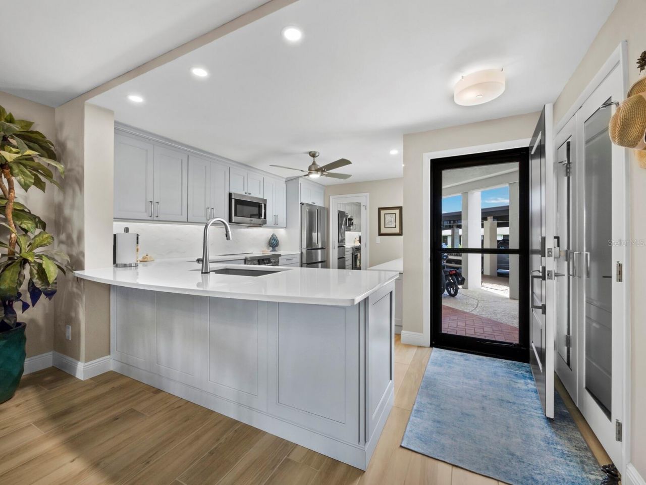 448 Gulf Of Mexico Drive, Unit A104, Longboat Key, FL 34228 Photo