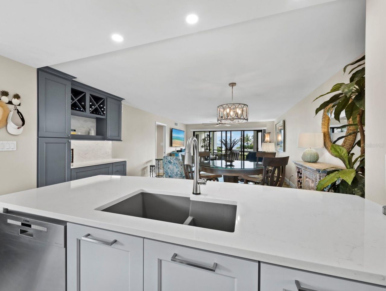 448 Gulf Of Mexico Drive, Unit A104, Longboat Key, FL 34228 Photo