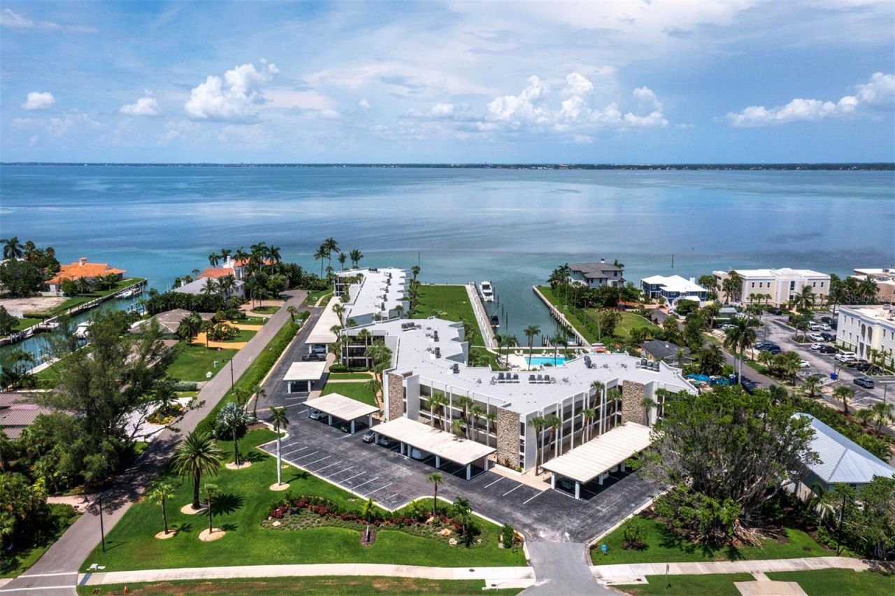 448 Gulf Of Mexico Drive, Unit A104, Longboat Key, FL 34228 Photo