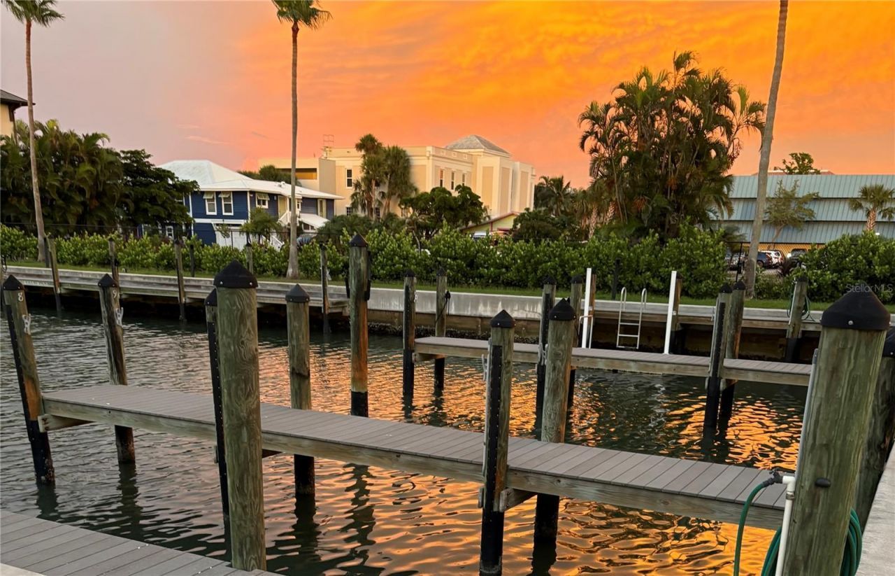 448 Gulf Of Mexico Drive, Unit A104, Longboat Key, FL 34228 Photo