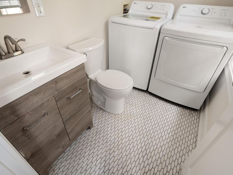 258 E 2nd Avenue , Columbus, OH 43201 Photo 15