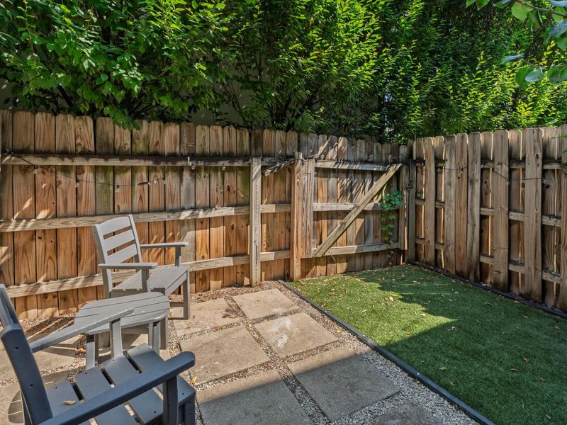 258 E 2nd Avenue , Columbus, OH 43201 Photo 26