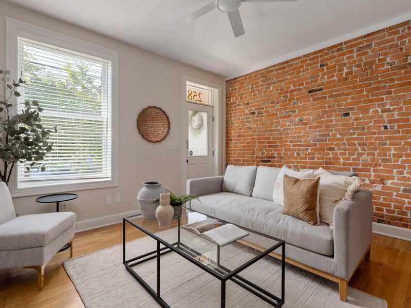 258 E 2nd Avenue , Columbus, OH 43201 Photo 6