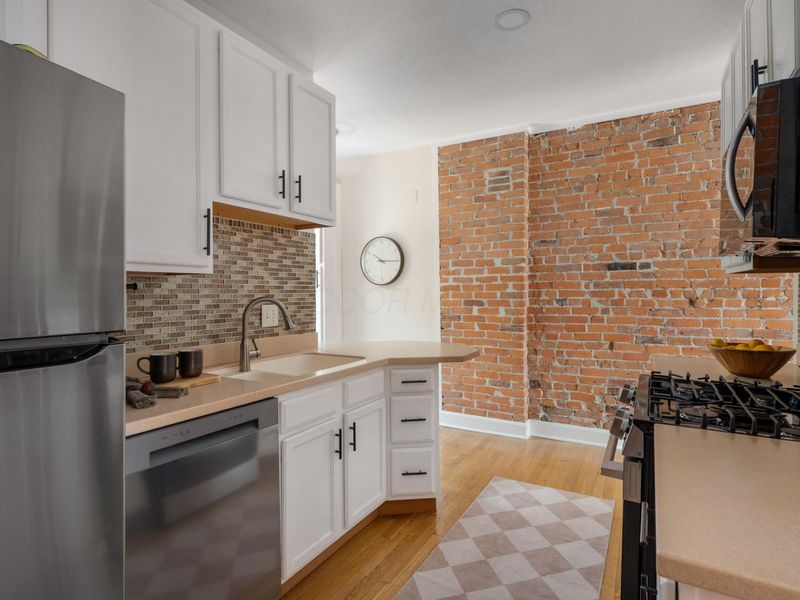 258 E 2nd Avenue , Columbus, OH 43201 Photo 8