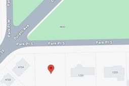 1245 Park Place photo 4