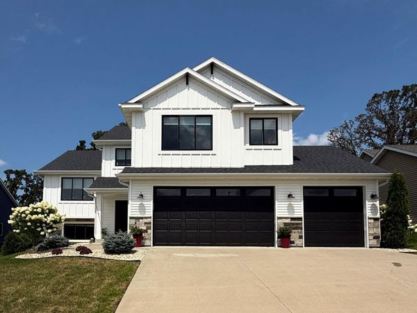 1657 Century Ridge Lane NE, Rochester, MN 55906