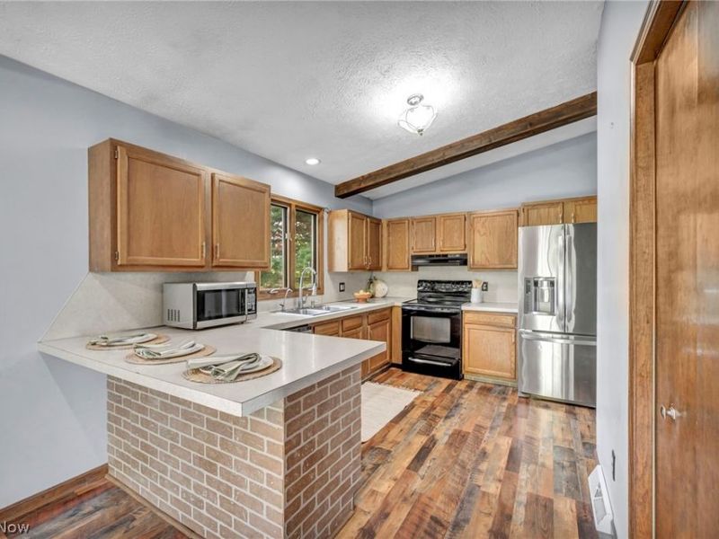 7601 Brookview Street , Louisville, OH 44641 Photo 13