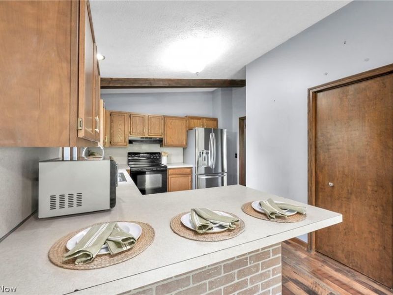 7601 Brookview Street , Louisville, OH 44641 Photo 14