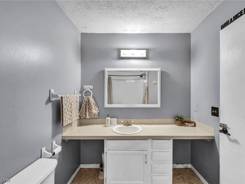 7601 Brookview Street , Louisville, OH 44641 Photo 18