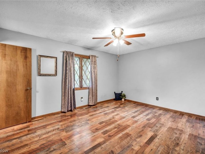 7601 Brookview Street , Louisville, OH 44641 Photo 23