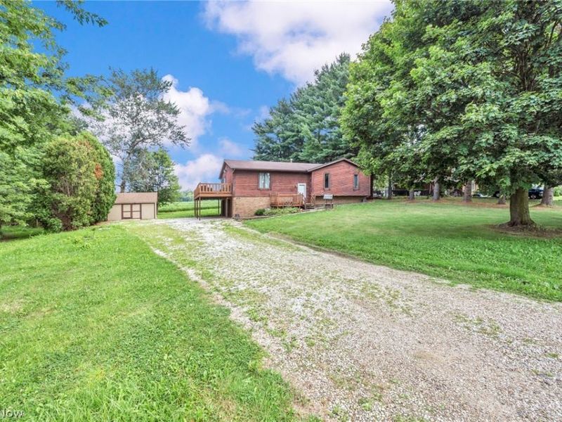 7601 Brookview Street , Louisville, OH 44641 Photo 29