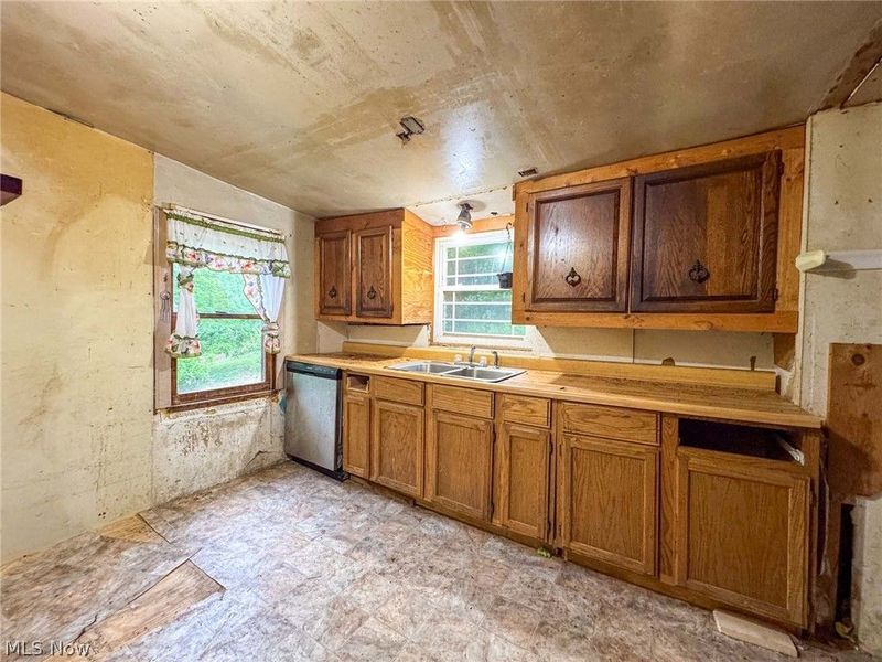 5477 Dueber Avenue , Canton, OH 44706 Photo 21