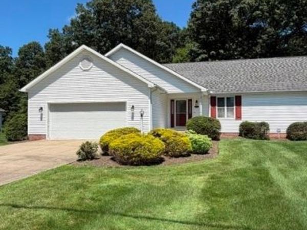150 W Nevada Avenue , Sebring, OH 44672