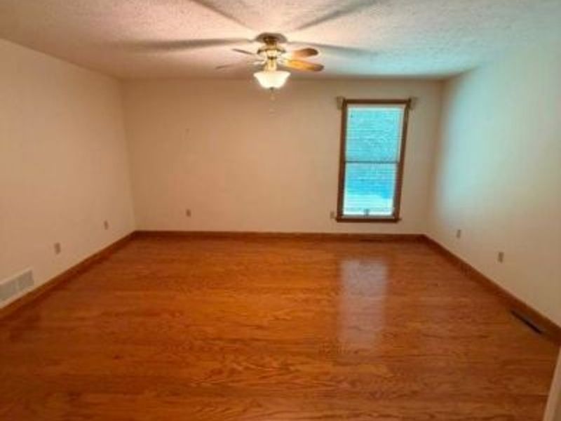 150 W Nevada Avenue , Sebring, OH 44672 Photo 20