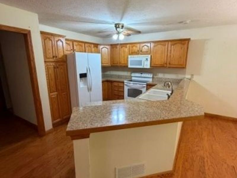 150 W Nevada Avenue , Sebring, OH 44672 Photo 7