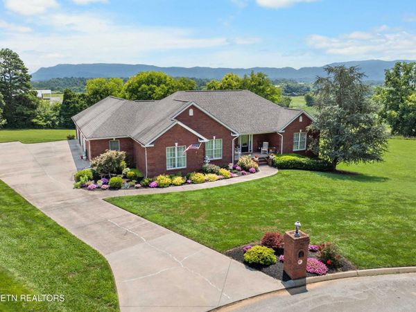 1648 Laramie Lane, Seymour, TN 37865