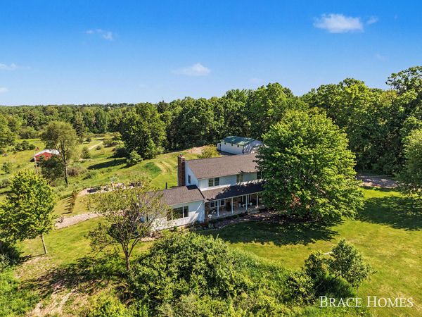 5685 11 Mile Road NE, Unit A, Rockford, MI 49341