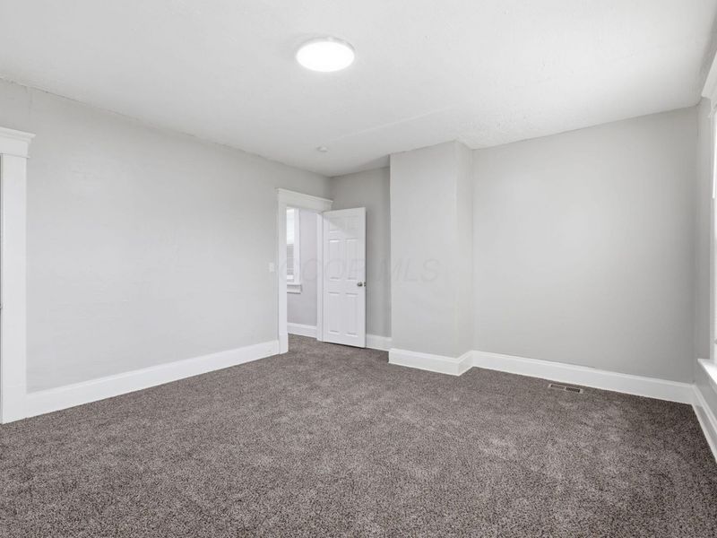 490 E Markison Avenue, Columbus, OH 43207 Photo 20