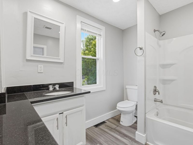 490 E Markison Avenue, Columbus, OH 43207 Photo 30