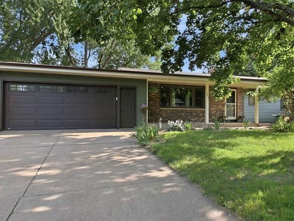 1819 Grandview Drive, Eau Claire, WI 54703