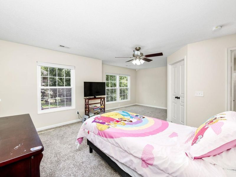 5850 Stonebridge Circle, Unit 303, Miami Twp, OH 45150 Photo 12