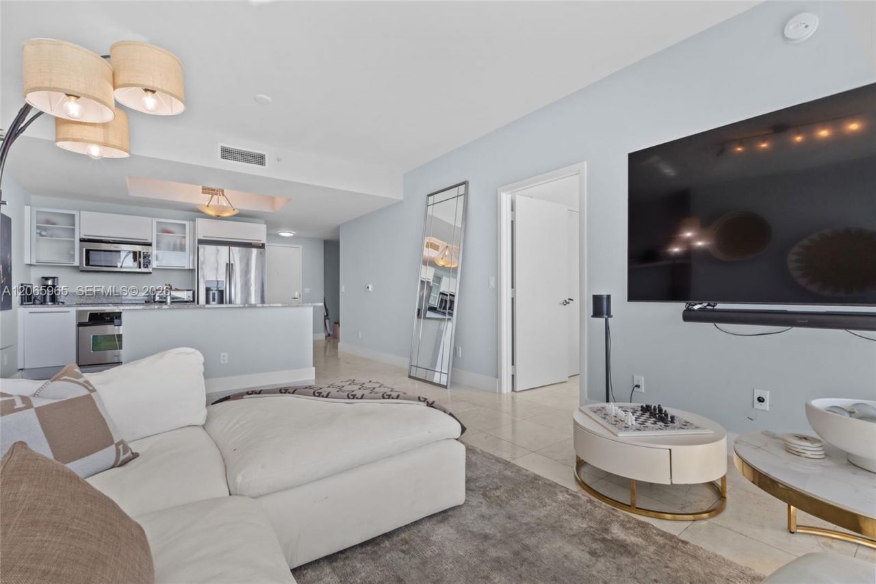 888 Biscayne Blvd, Unit 4203, Miami, FL 33132 Photo