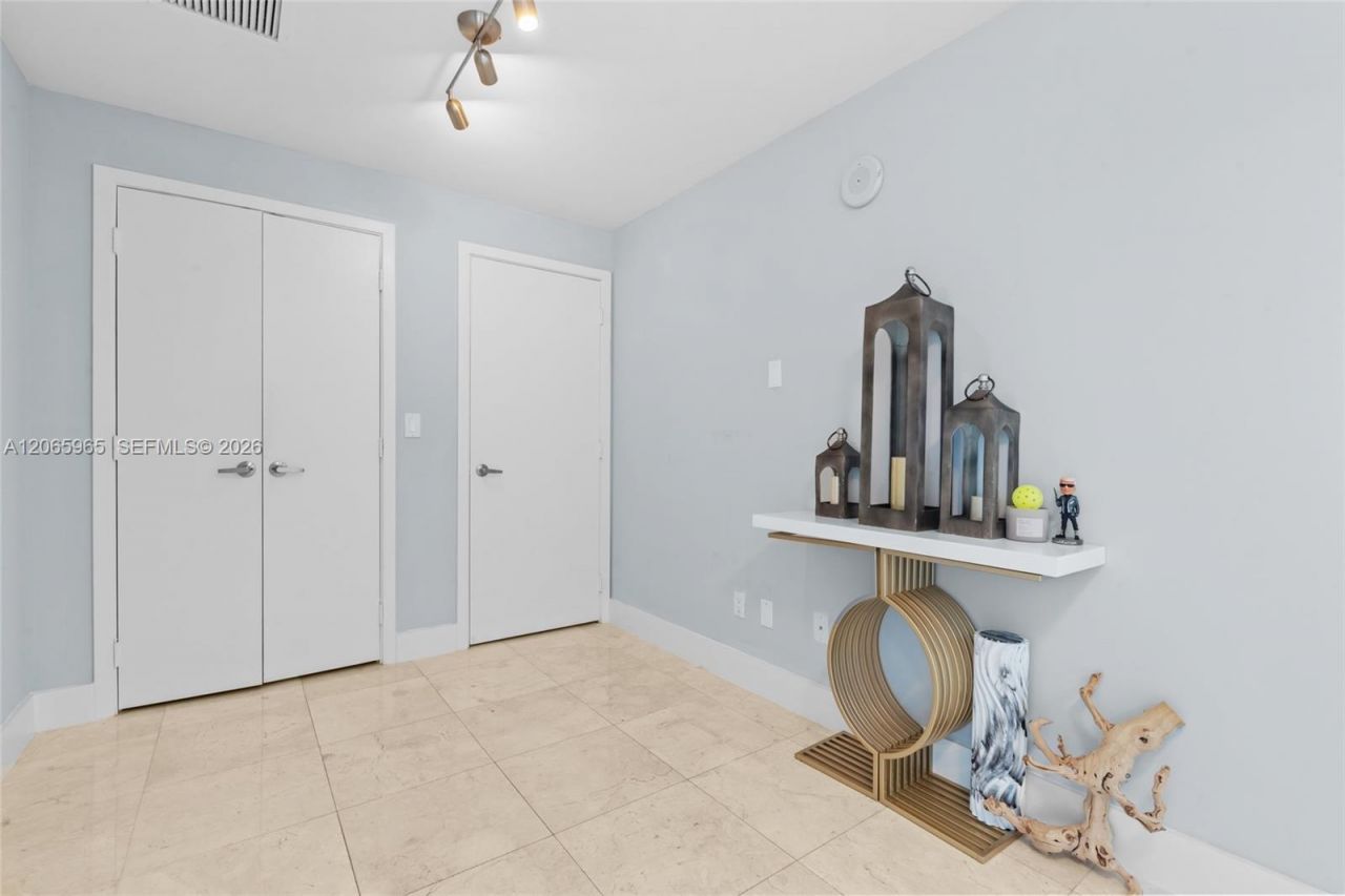 888 Biscayne Blvd, Unit 4203, Miami, FL 33132 Photo