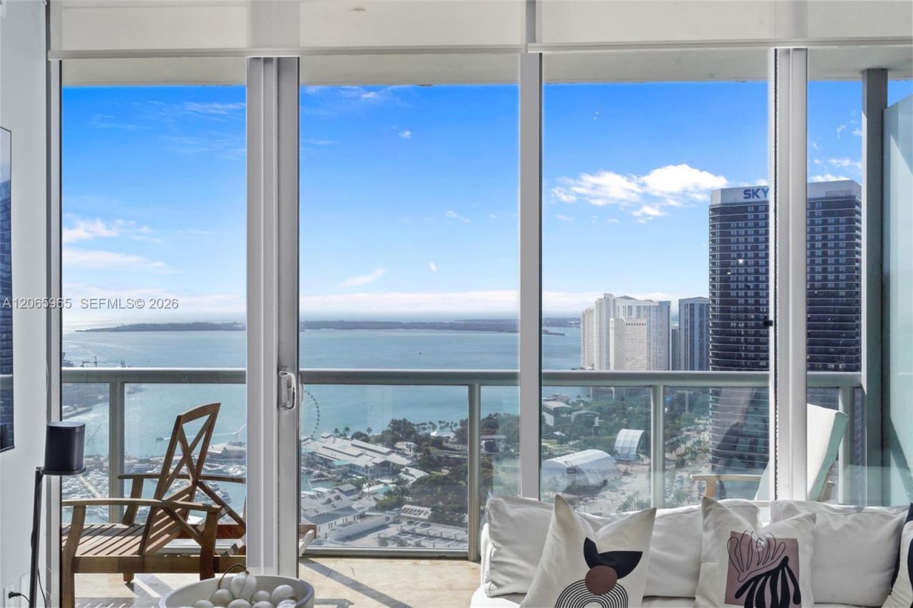 888 Biscayne Blvd, Unit 4203, Miami, FL 33132 Photo
