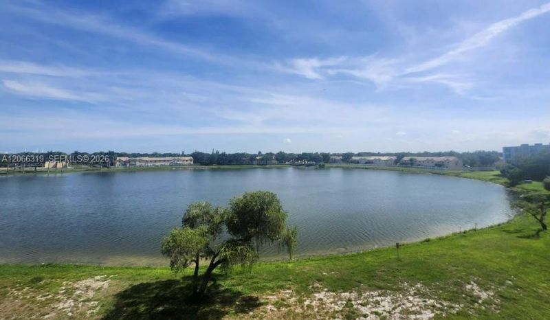 8600 N Sherman Cir , Unit 507, Miramar, FL 33025 Photo