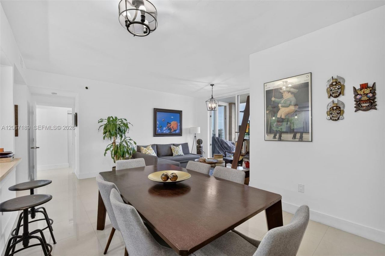 9755 NW 52nd St, Unit 509, Doral, FL 33178 Photo