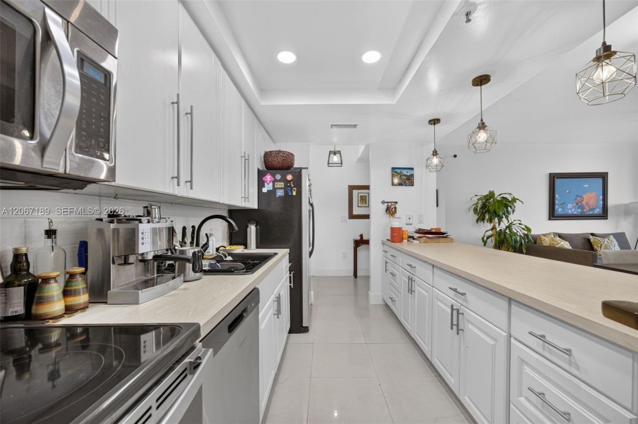 9755 NW 52nd St, Unit 509, Doral, FL 33178 Photo