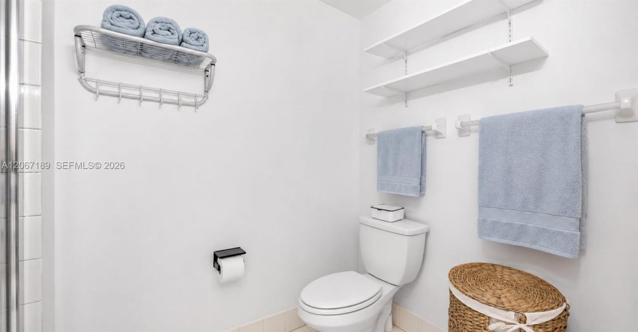 9755 NW 52nd St, Unit 509, Doral, FL 33178 Photo