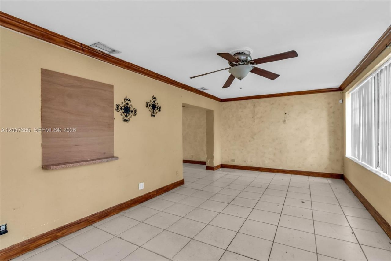 6605 NW 77th St, Tamarac, FL 33321 Photo