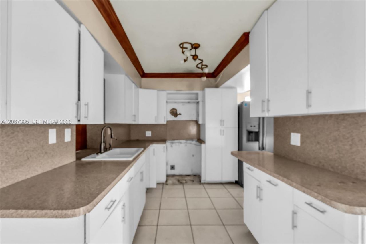6605 NW 77th St, Tamarac, FL 33321 Photo
