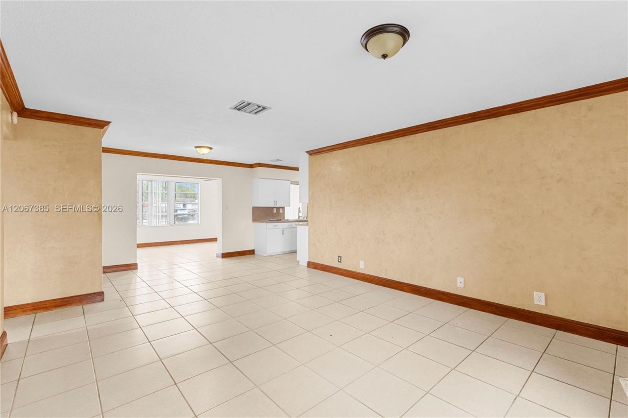 6605 NW 77th St, Tamarac, FL 33321 Photo