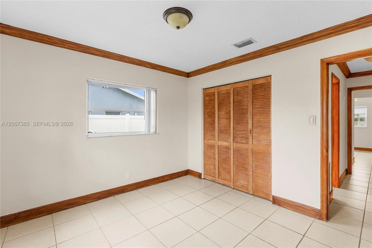 6605 NW 77th St, Tamarac, FL 33321 Photo