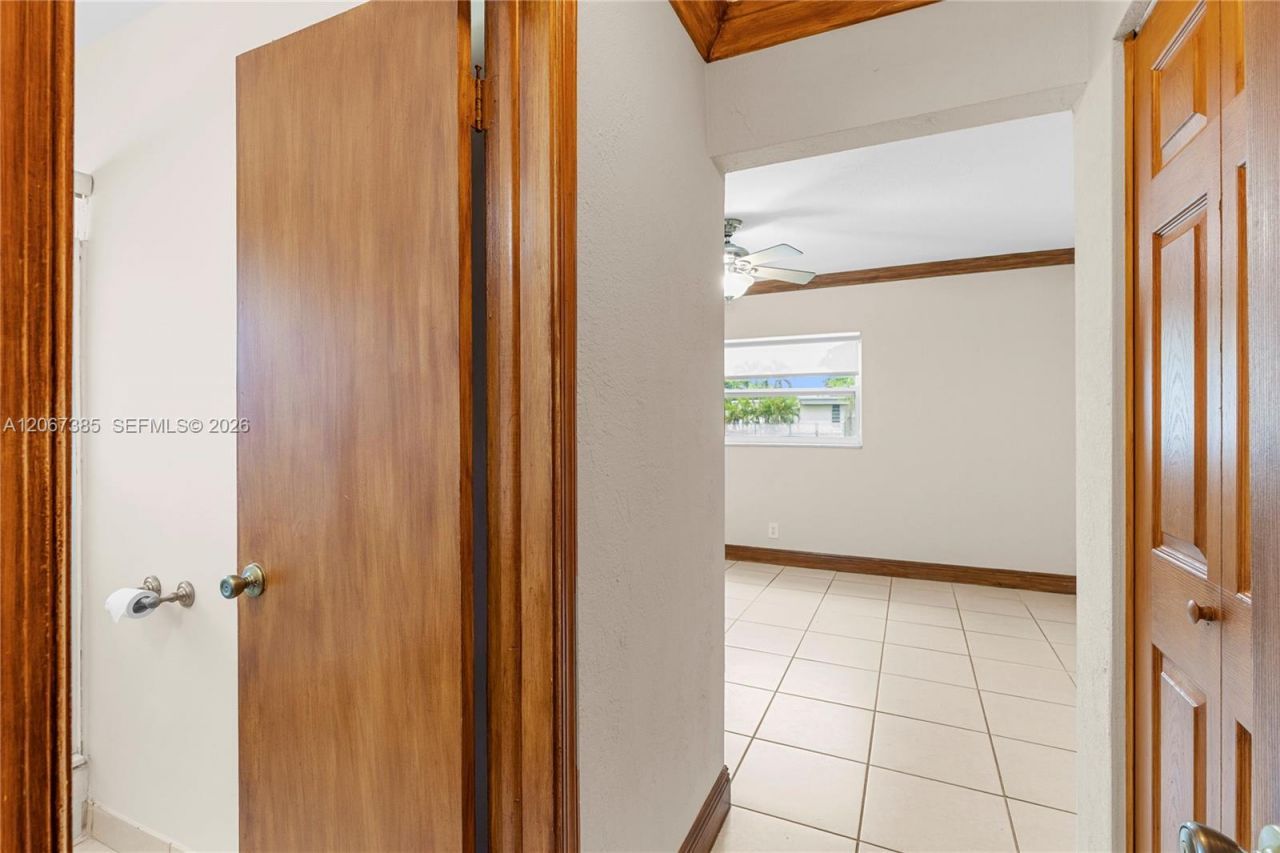 6605 NW 77th St, Tamarac, FL 33321 Photo