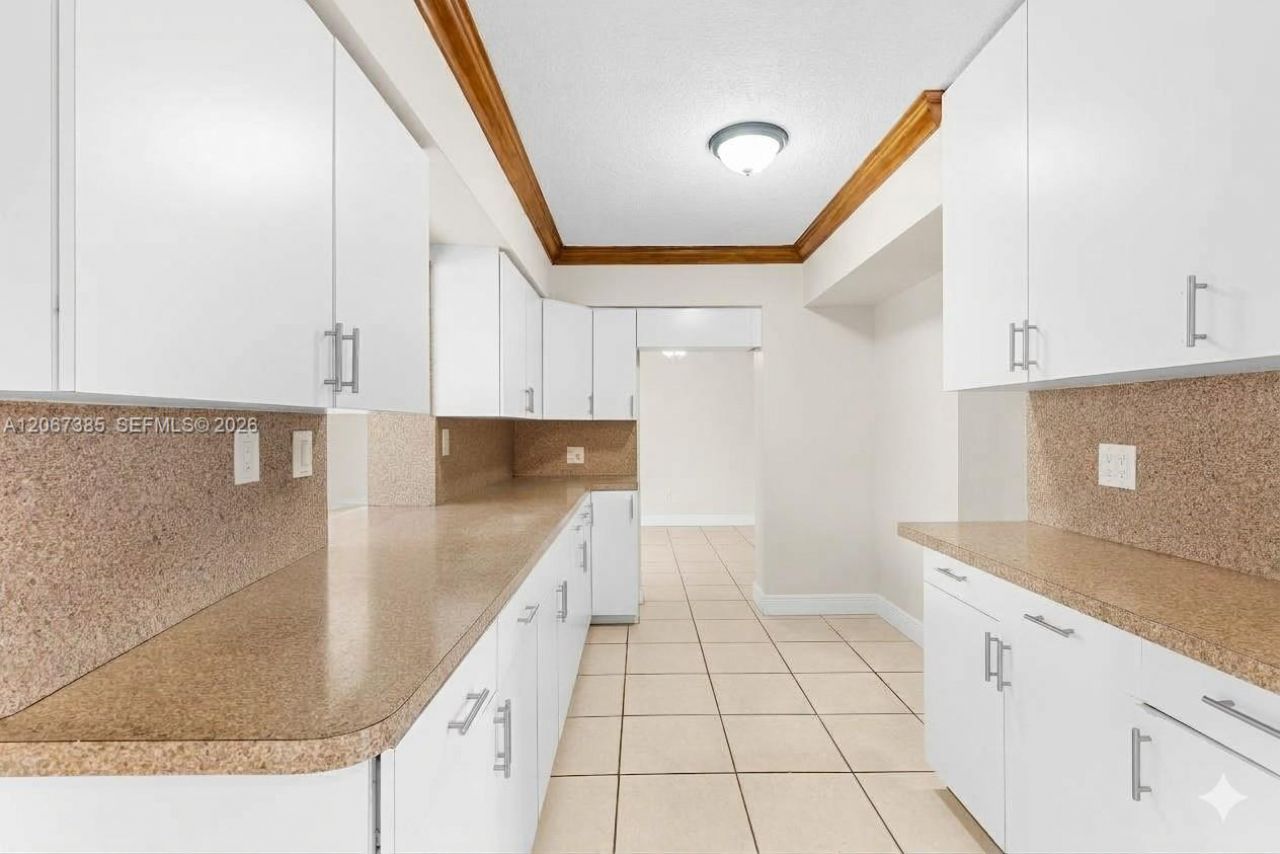 6605 NW 77th St, Tamarac, FL 33321 Photo