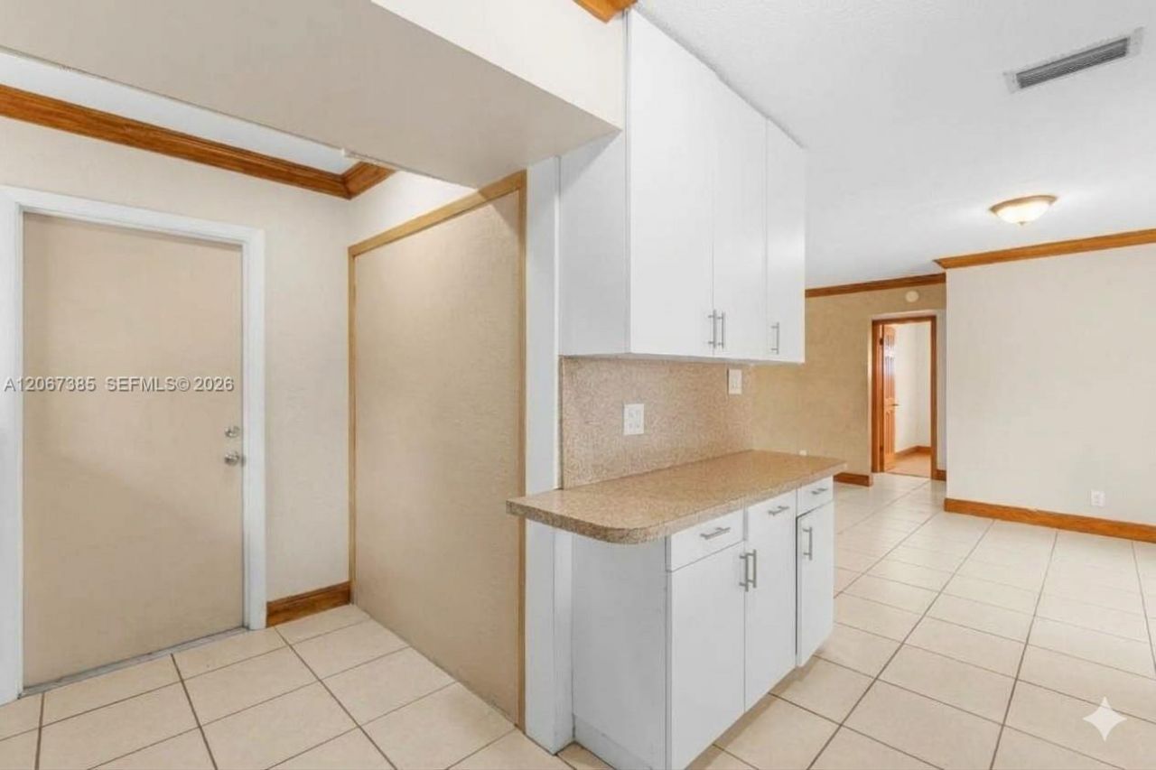 6605 NW 77th St, Tamarac, FL 33321 Photo