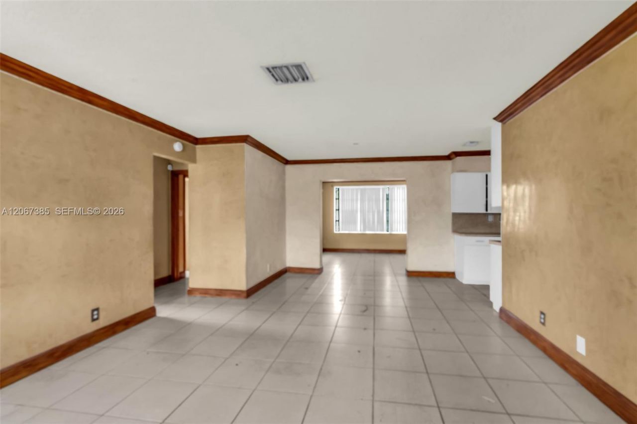 6605 NW 77th St, Tamarac, FL 33321 Photo