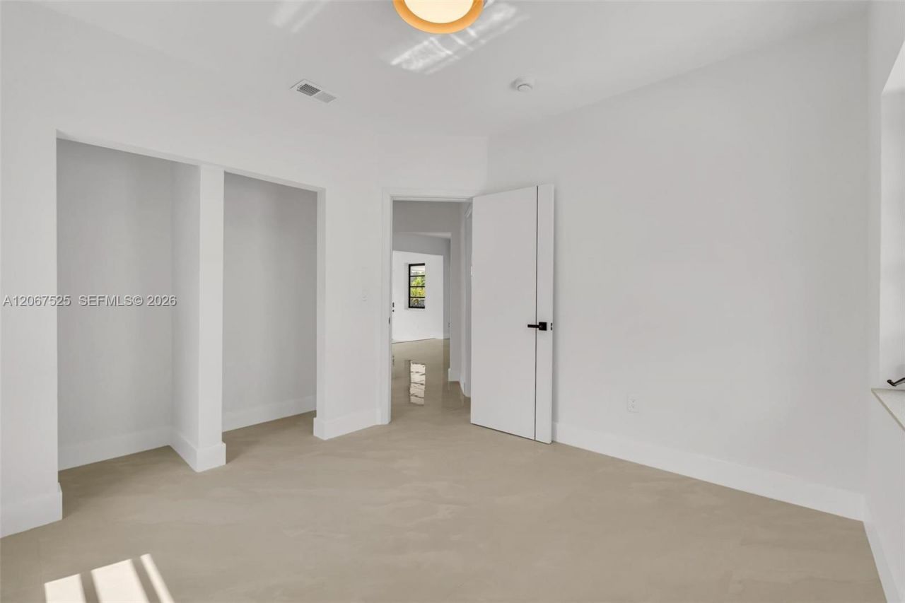 611 SE 4th St, Hialeah, FL 33010 Photo
