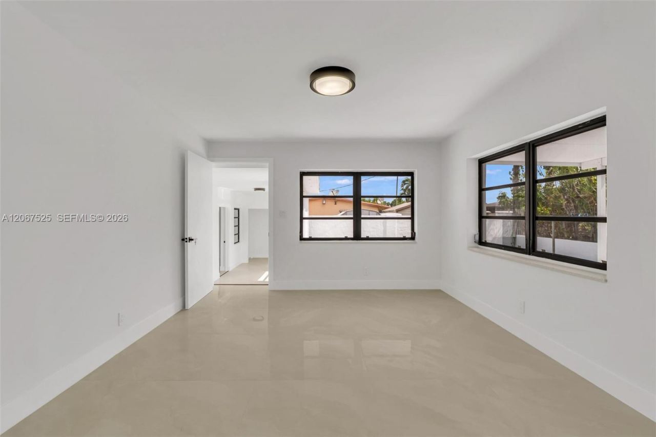 611 SE 4th St, Hialeah, FL 33010 Photo