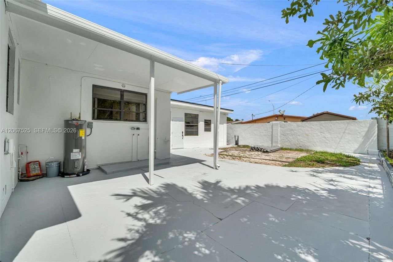 611 SE 4th St, Hialeah, FL 33010 Photo