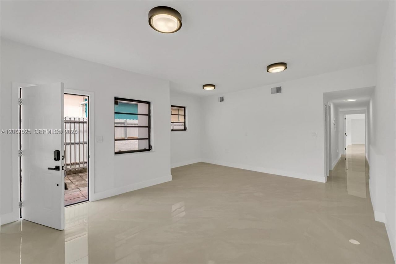 611 SE 4th St, Hialeah, FL 33010 Photo